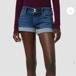 Croxley Mid-Rise Short size 26